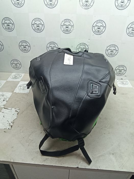 Capa depósito Honda Hornet