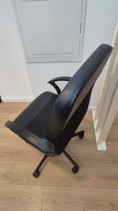 Vende-se Cadeira de Escritorio 2nd mão