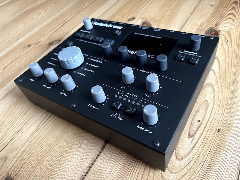 Elektron Analog Heat MK II + Decksaver