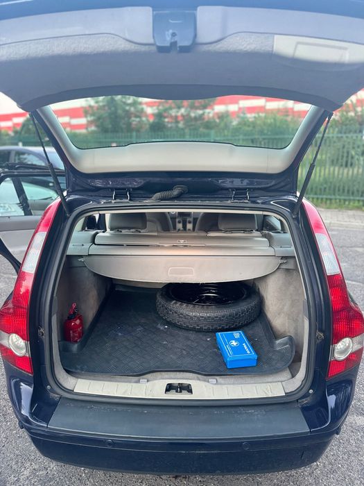 Volvo v50 manual benzyna gaz 2006
