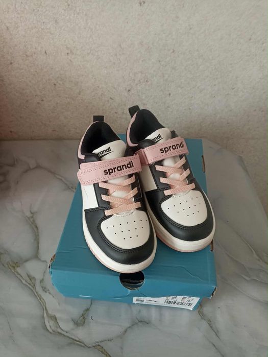 Продам нове взуття