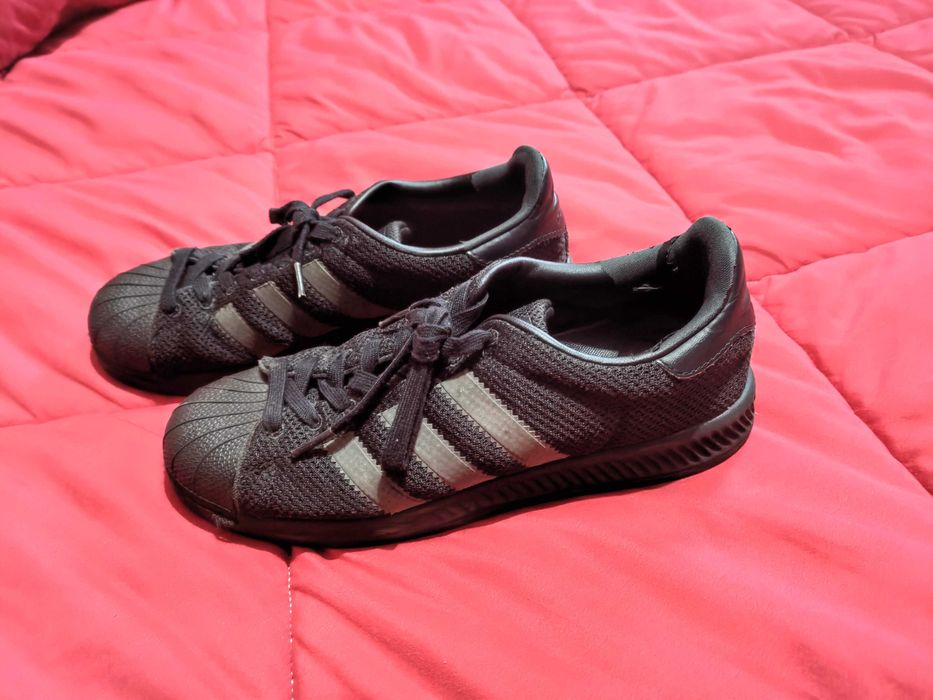 Adidas - Superstar Originals (Pretos - Tamanho: 40)