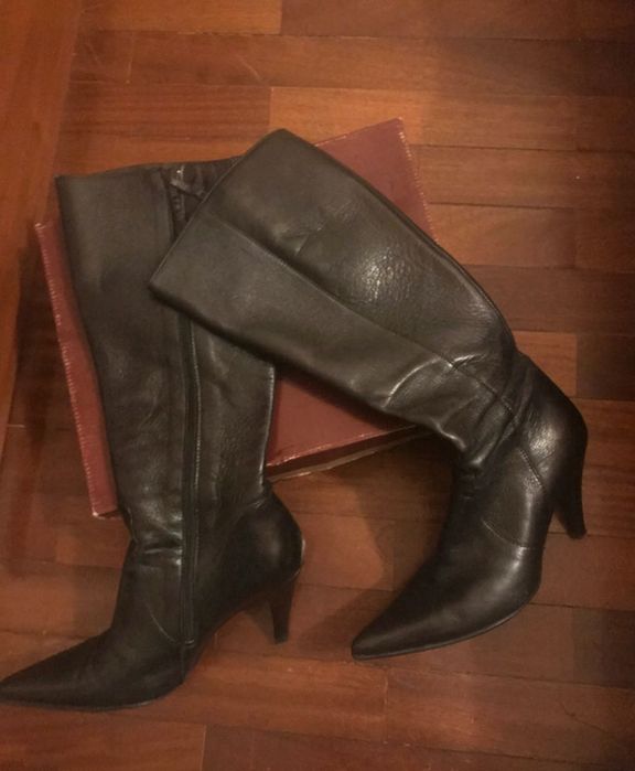 Botas altas pretas da Sacoor