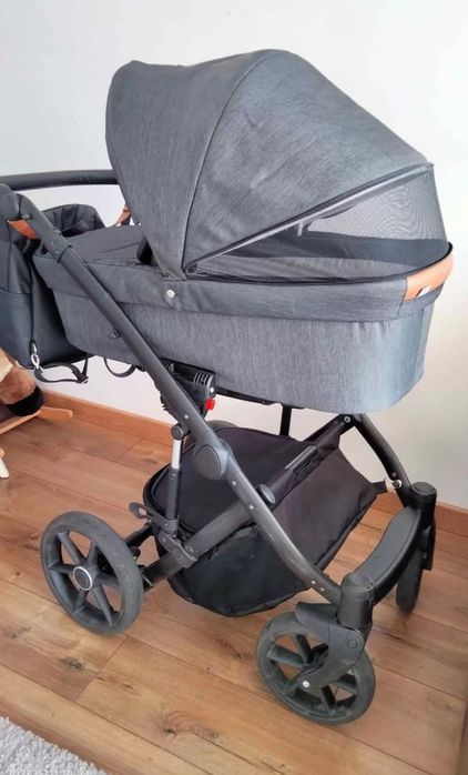 Дитяча каляска візок