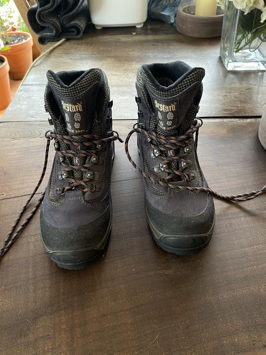 Botas de montanhismo Bestard Gore-Tex, tam. 40