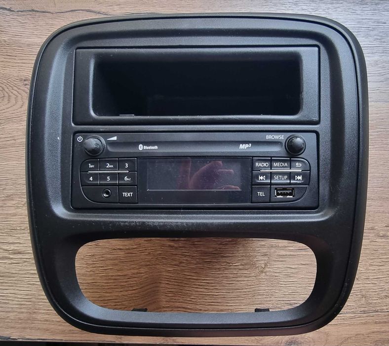 Oryginalne radio samochodowe