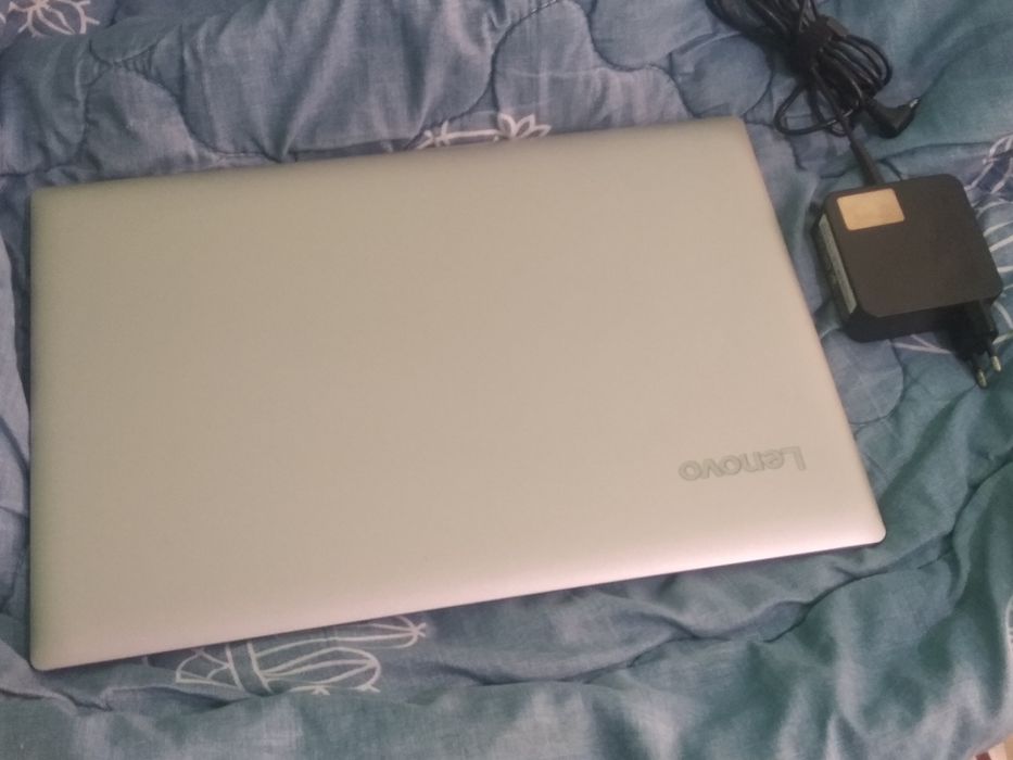 Ноутбук. Lenovo ideapad