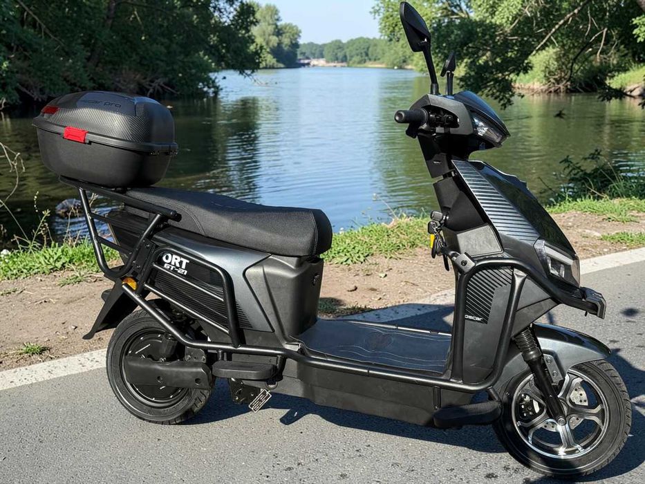 Електроскутер Oscar Sport GT-21 2500W 72V 30Ah LiFePO4 двомісний електробайк