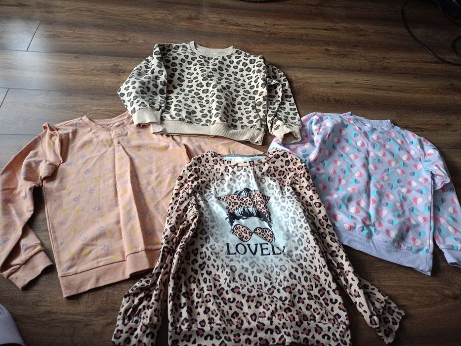 Bluzy dla dziewczynki rozmiar 134-140