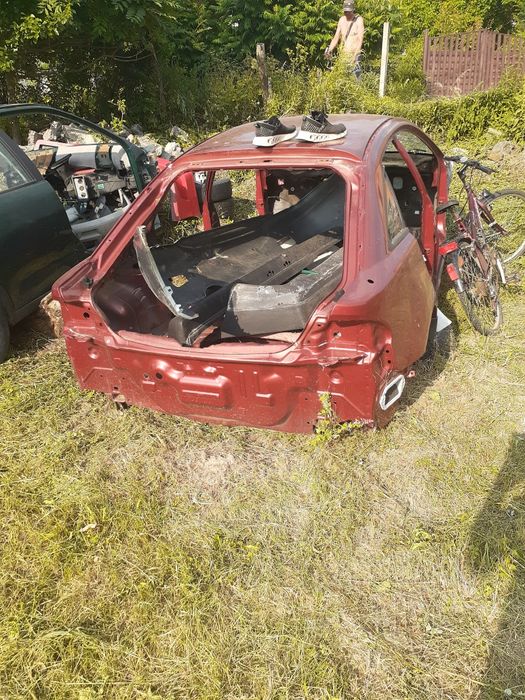 Продам  кузова Mazda 3, Siat Cordoba