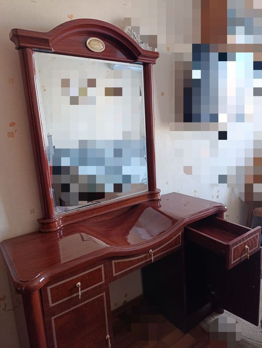 Туалетний столик з дзеркалом натуральне дерево  двотумбовий