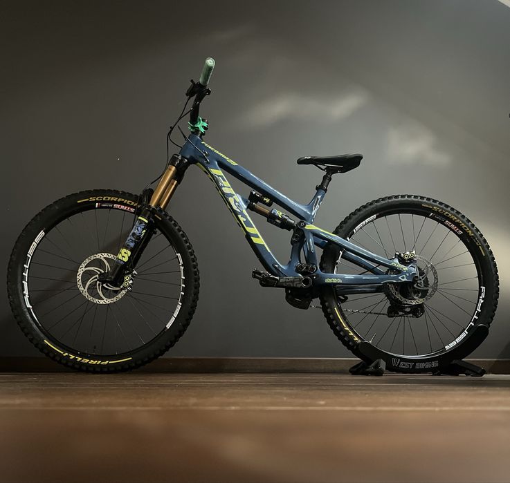 Pivot Firebird 29” Carbon M +Dodatki [FOX 38, GX AXS dh,enduro,mtb]