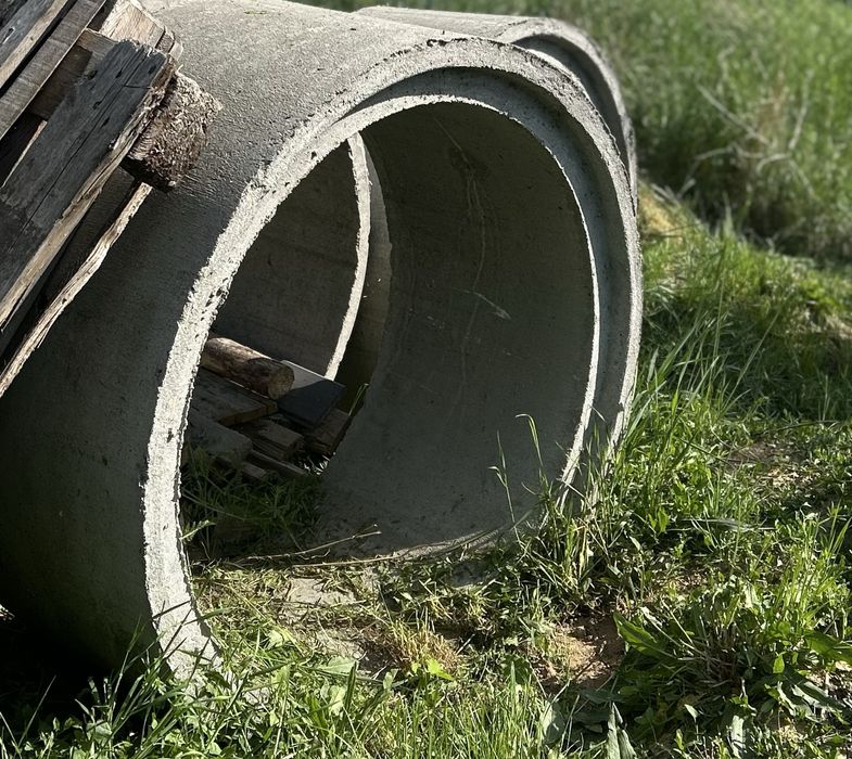 Kręgi betonowe 3 szt + pokrywa( 1m)