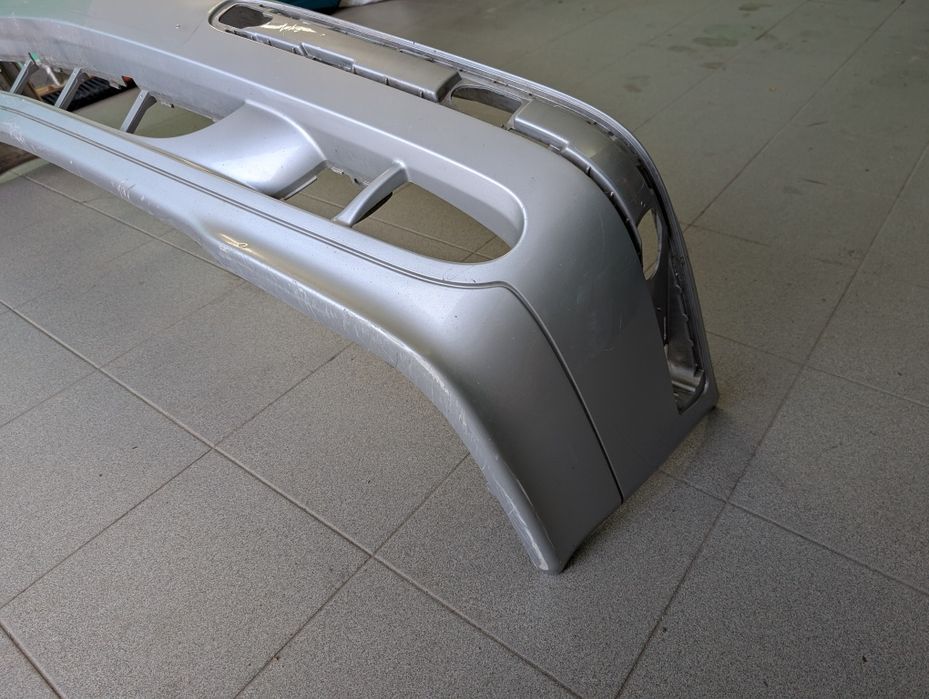 Оригінальний бампер Мercedes E-class W210 рестайлінг