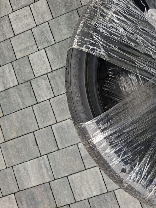 Nowe opony 225/40 r18