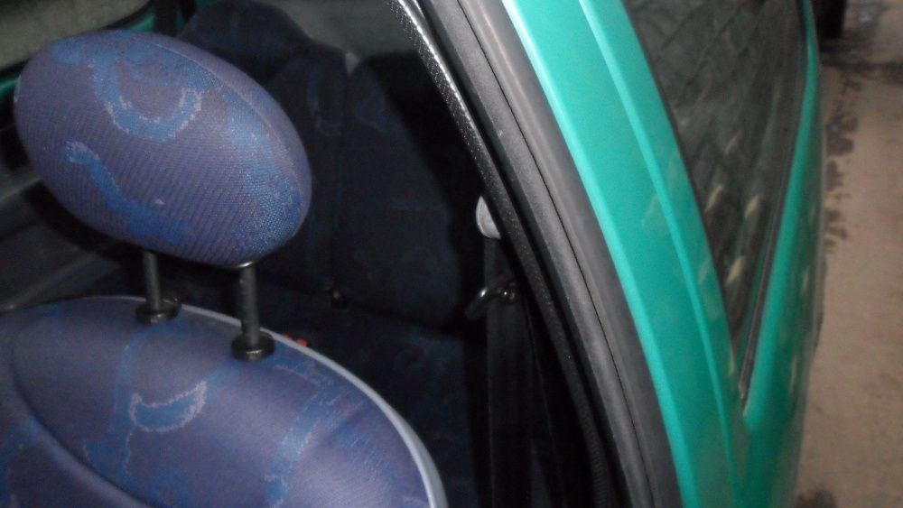 Renault Twingo,1,2 benzyna,kolor zielony,