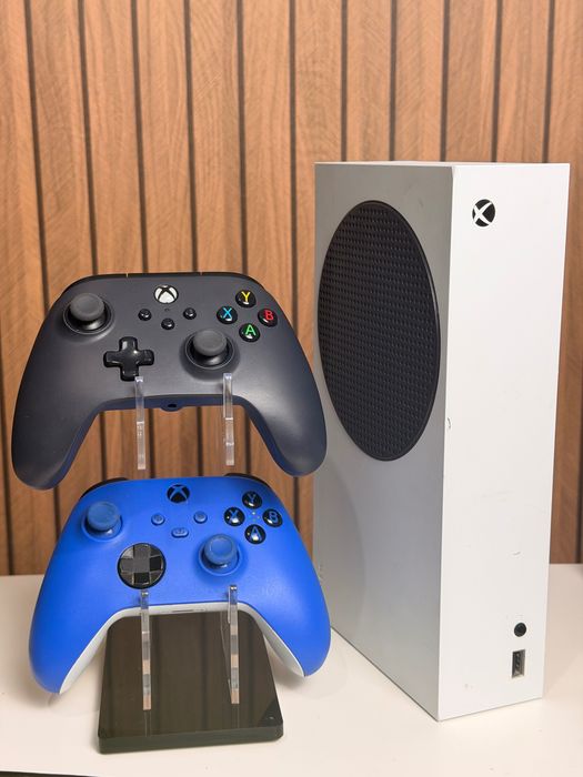 Xbox Séries S | 2 Controles e Suporte