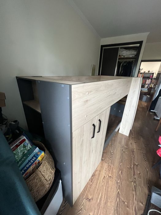 Beliche com arrumação, escadas e armário – moderno e robusto