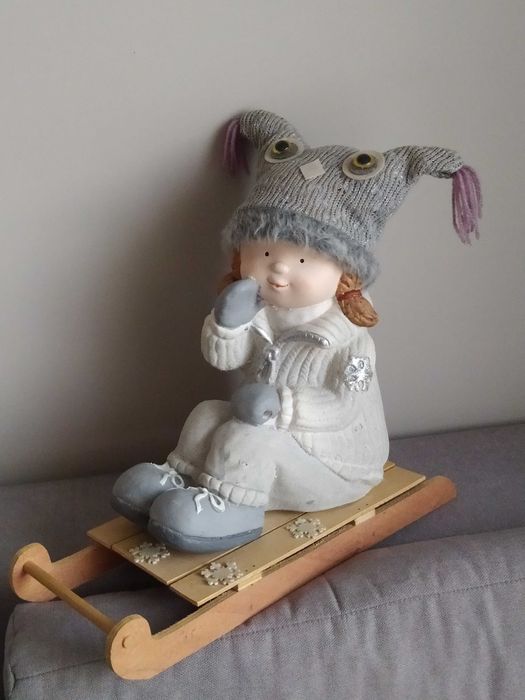 Figurka ceramiczna