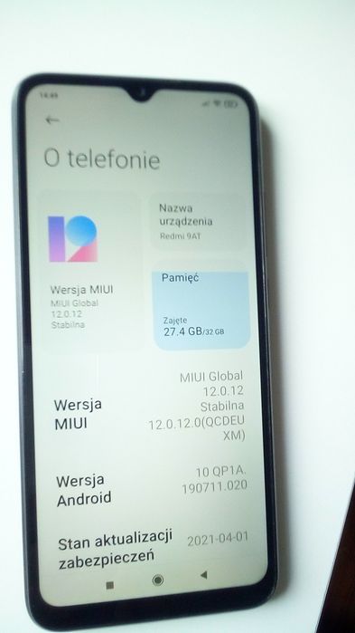 Telefon Redmi 9AT.