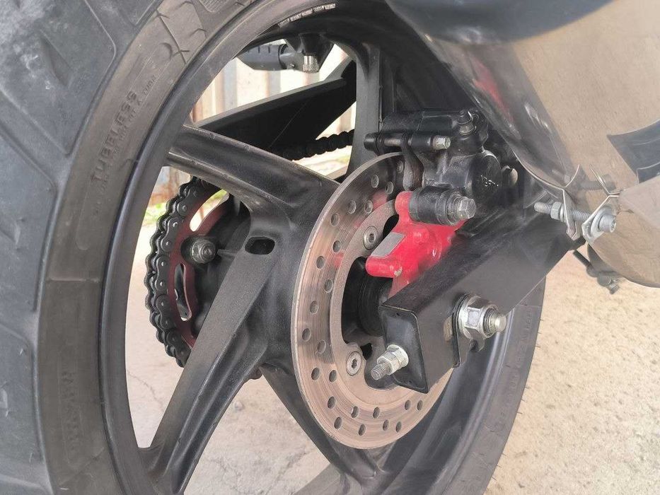 Мотоцикл Honda CBR 250R