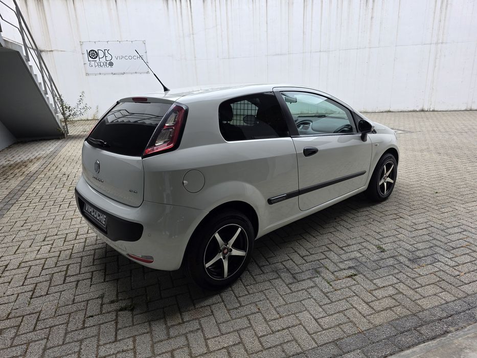 Comercial.FIAT GRAND PUNTO EVO VAN  1.3CDTI 75CV- Excepcional