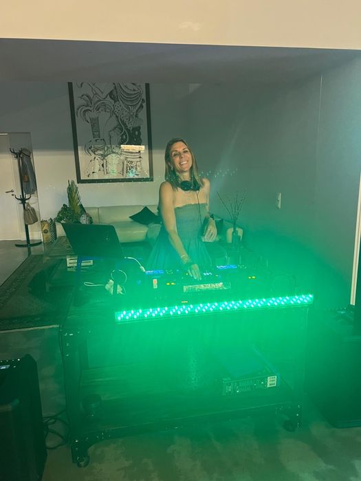 DJ para Eventos Corporativos, Festas de Aniversario e Casamentos