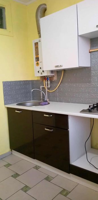 Здається 1- кімнатна квартира на Заньковецької