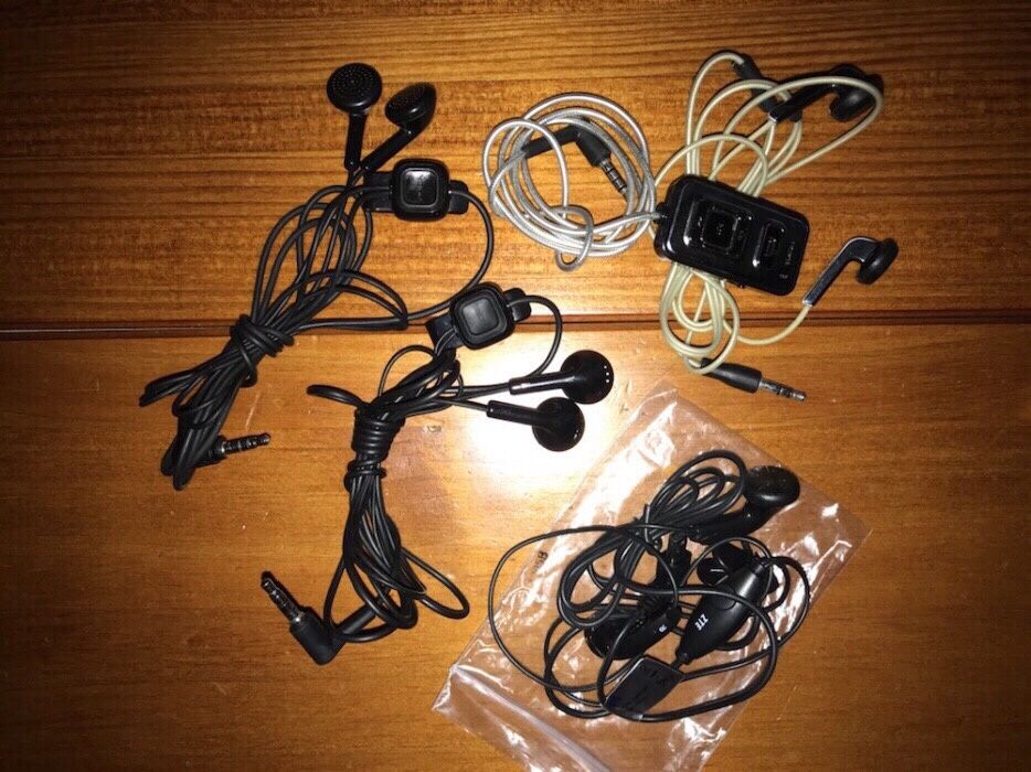 Cabos, auriculares e carregadores