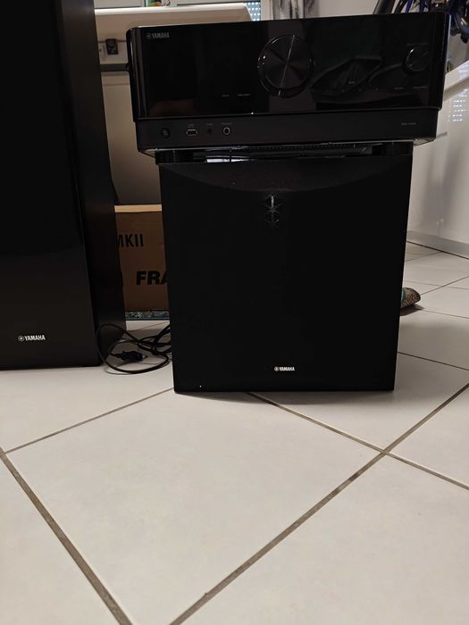 Yamaha Amplituner plus zestaw 5.1 kino domowe