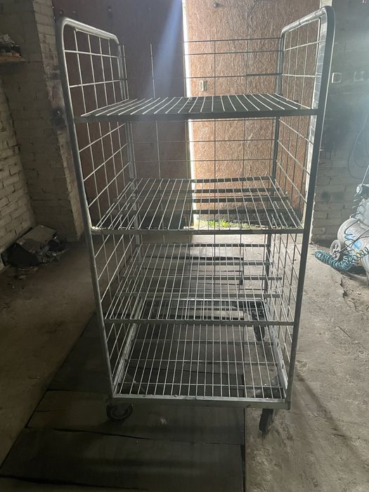 Kosz wysypowy na kólkach