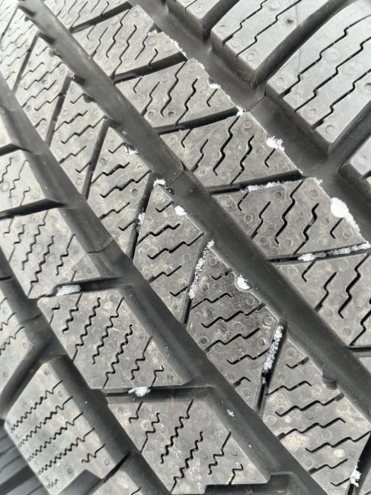 245/65/R17 (2шт Нові) Continental crosscontact