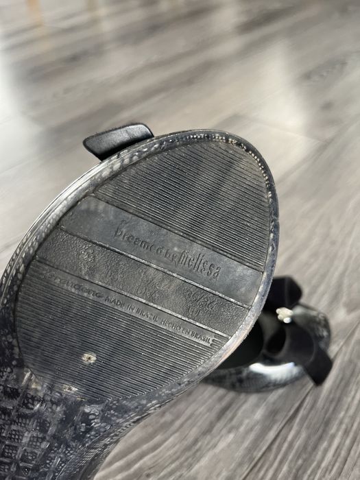 Baletki Melissa  Rozmiar 35/36 Całkowita Długość wkładki 22 cm