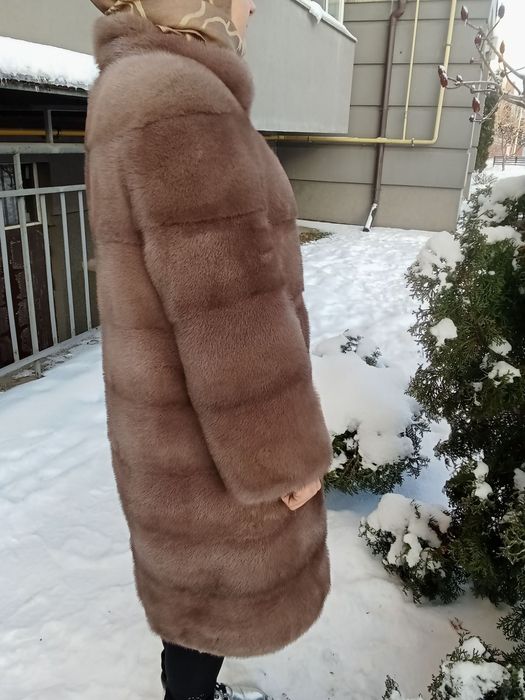 Шуба Arabeska, Турція, довжина - 105 см, розмір М, 15 500 грн, норка