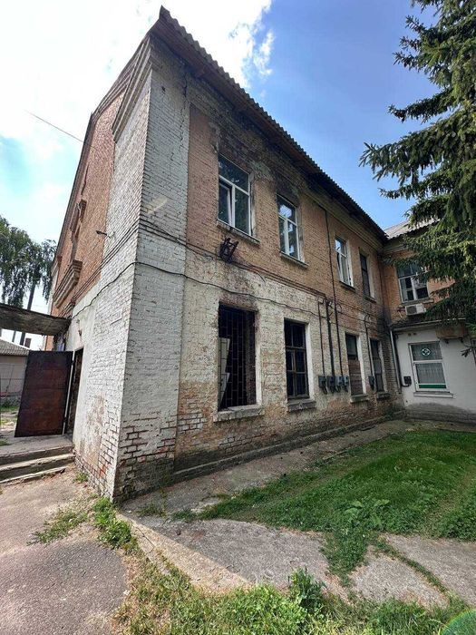 Комерційне приміщення 50 м² Фасад Центр м. Ромни