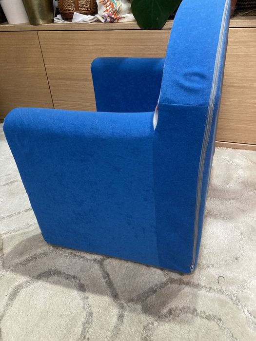 Fotel z pianki dla dziecka