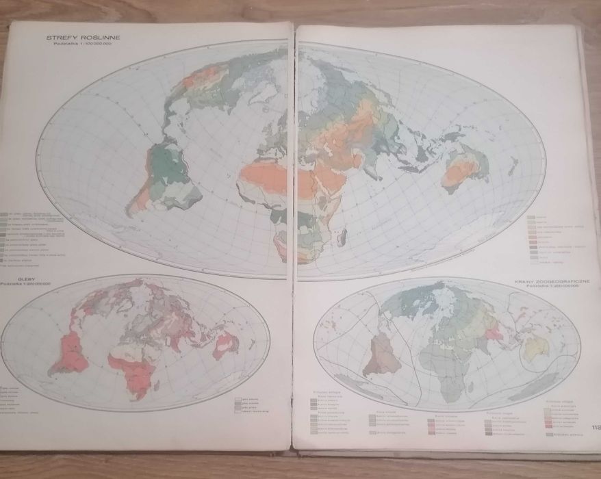 Zabytkowa stara mapa geograficzna 1962