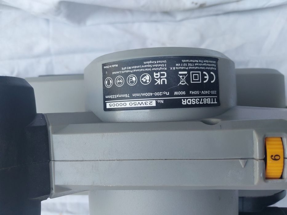 Szlifierka taśmowa sieciowe Titan 900 W 2024r