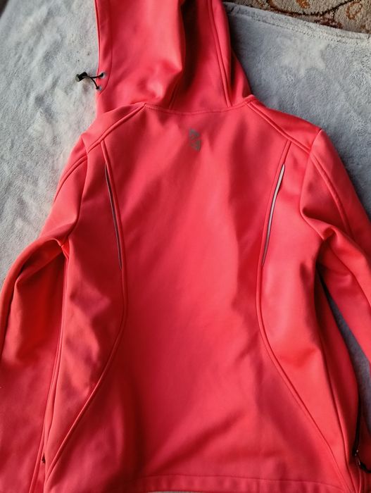 Softshell damski z kapturem rozmiar 34 firmy Crivit
