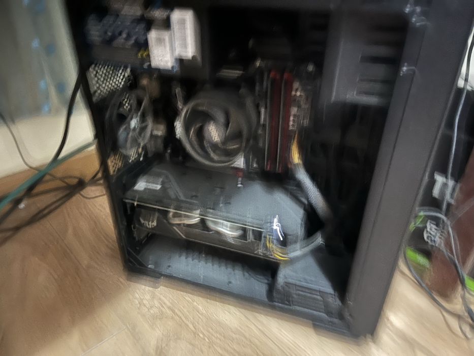 Vendo pc com monitor curvo