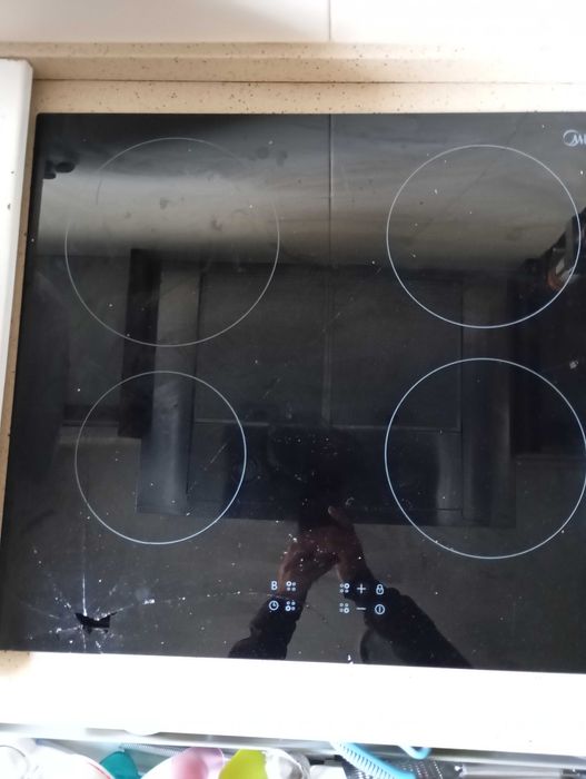 Placa de indução (com vidro partido)