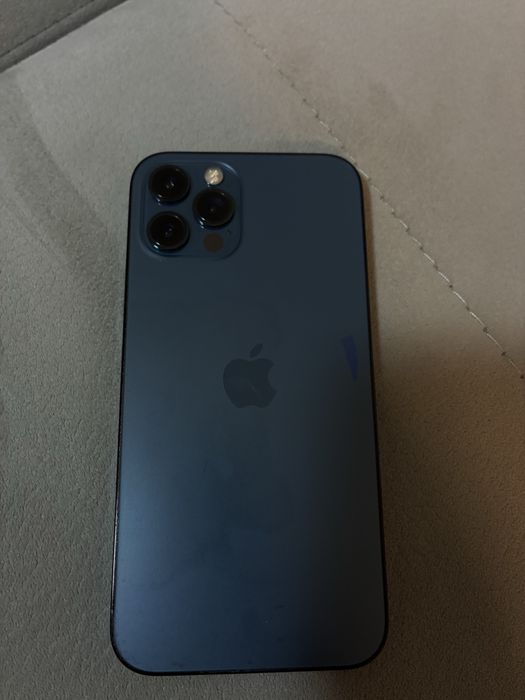 Iphone 12 pro azul