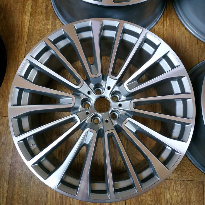 R22 9.5j/10.5j оригінал BMW X7 G07 стиль 757M диски бмв 5*112