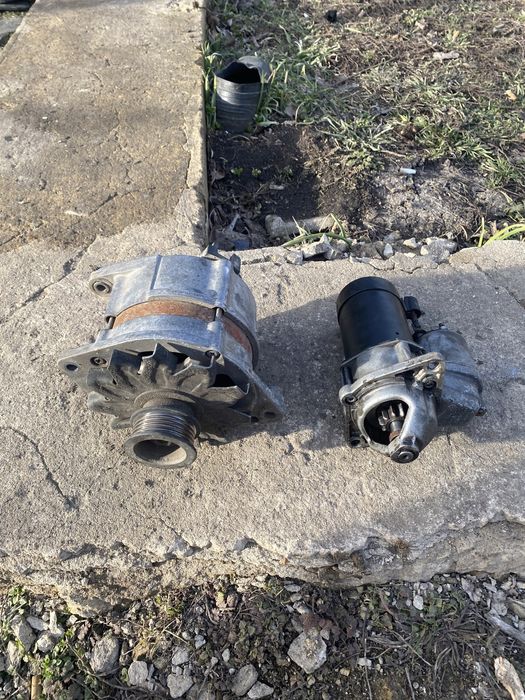 Продам генератор Опель кадет 1.6