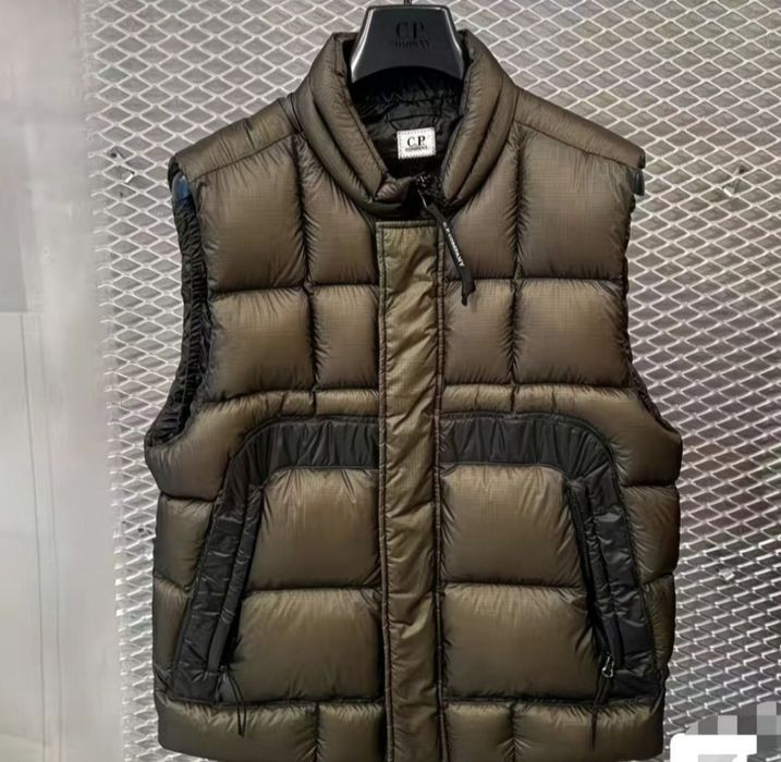 Жилетка С.Р. Company