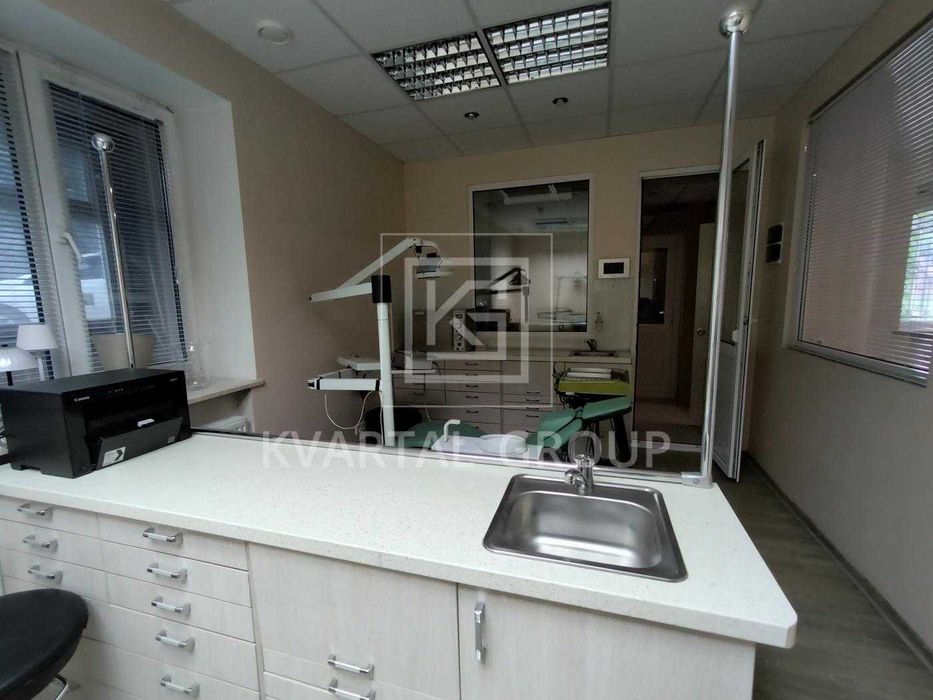 ПРодам Комерційне приміщення 94м2 з Ремонтом ,Окрема Будівля,Фасад