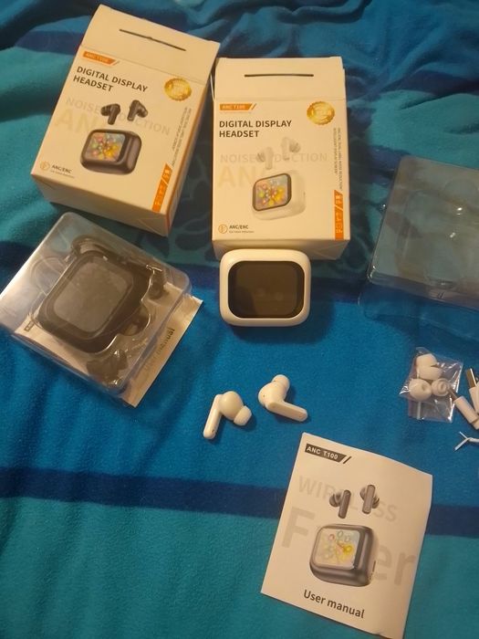 Навушники блютуз з лед єкраном