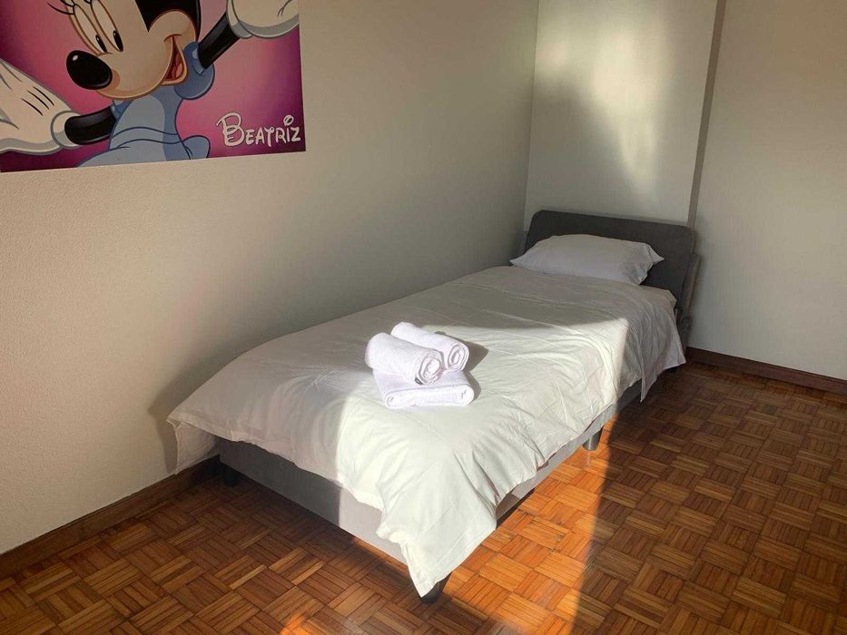 Cama de solteiro NOVA