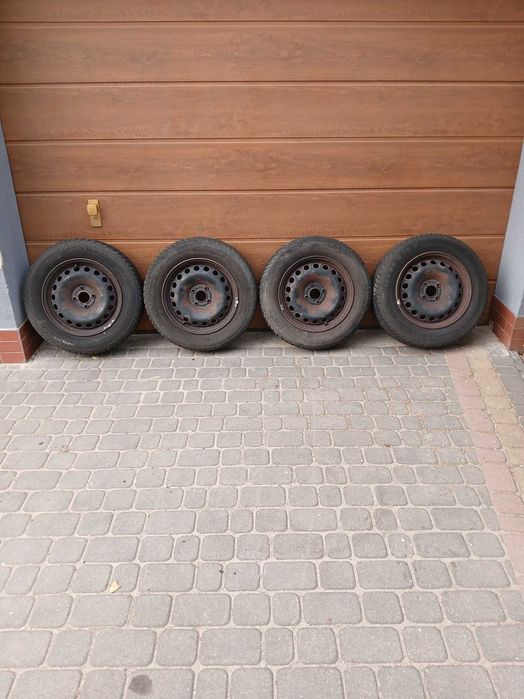 Felgi stalowe opony zimowe R15 15'' 195/65 Renault Meganee II Scenic II 4x100