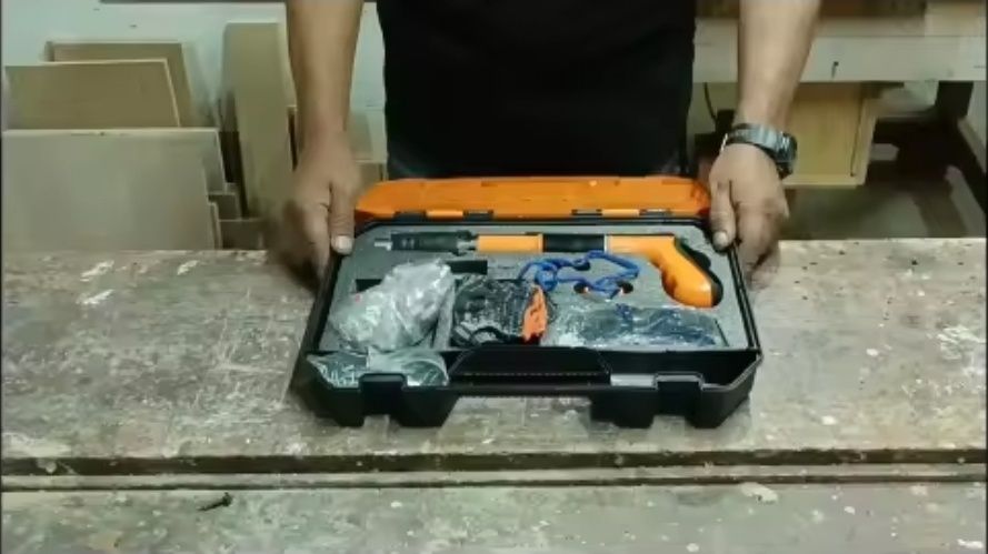 Pistola de pregos fulminante